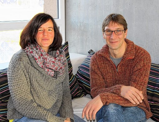 Martina Warkosch und Frank Meißner freuen sich, dass es jetzt auch in Rheinfelden eine Gruppe für Kinder suchtkranker Eltern (KiSEL) gibt.  Foto: Gerd Lustig Foto: Die Oberbadische