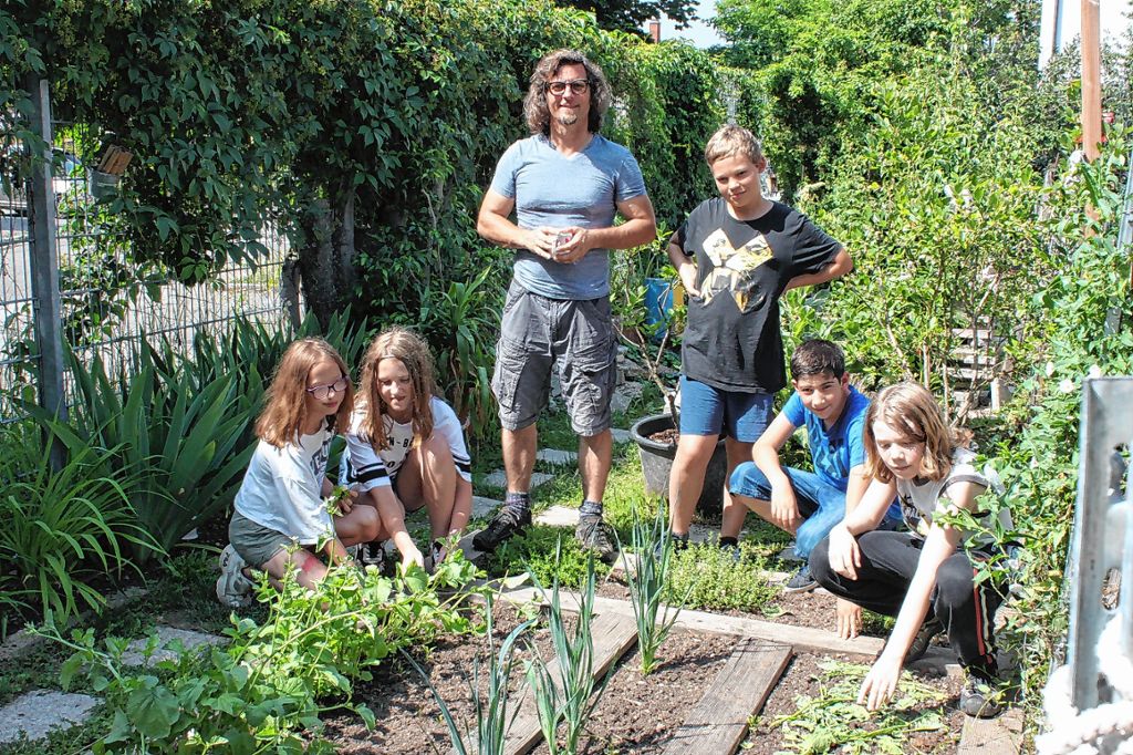 Weil am Rhein: Schüler betätigen sich als Gärtner