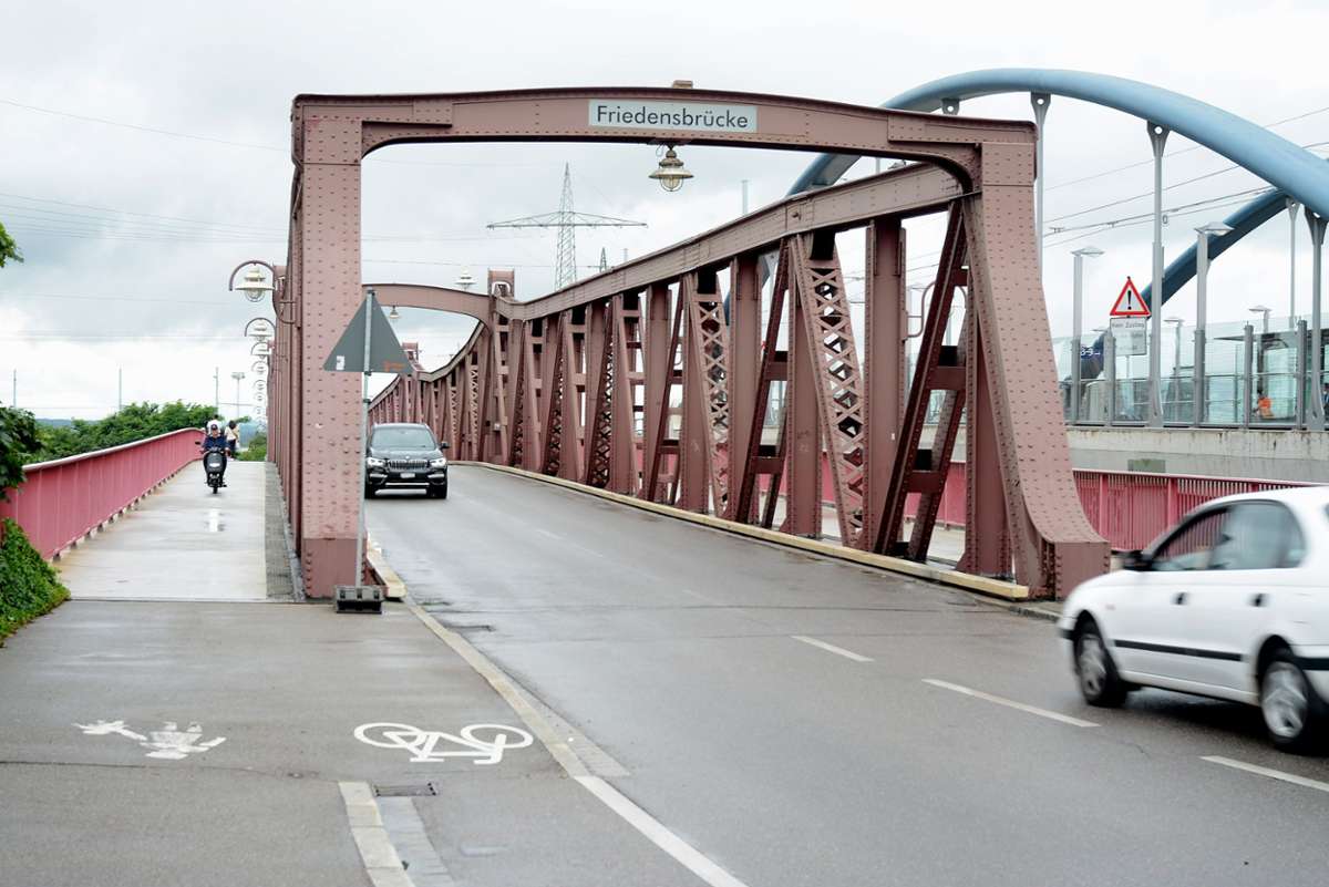 Weil am Rhein: Streit auf der Friedensbrücke