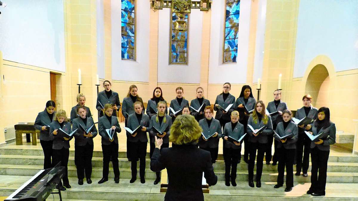 Lörrach: Mädchenkantorei singt ConBoni-Konzert in St. Bonifatius