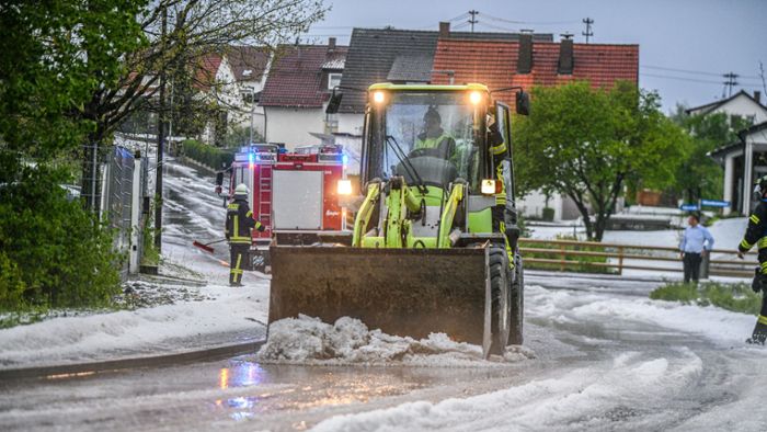 Wetterdienst: Hunderte Einsätze wegen Dauerregens - Hochwassergefahr im Saarland