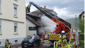 Feuer: Autowerkstatt in Fahrnau steht in Vollbrand