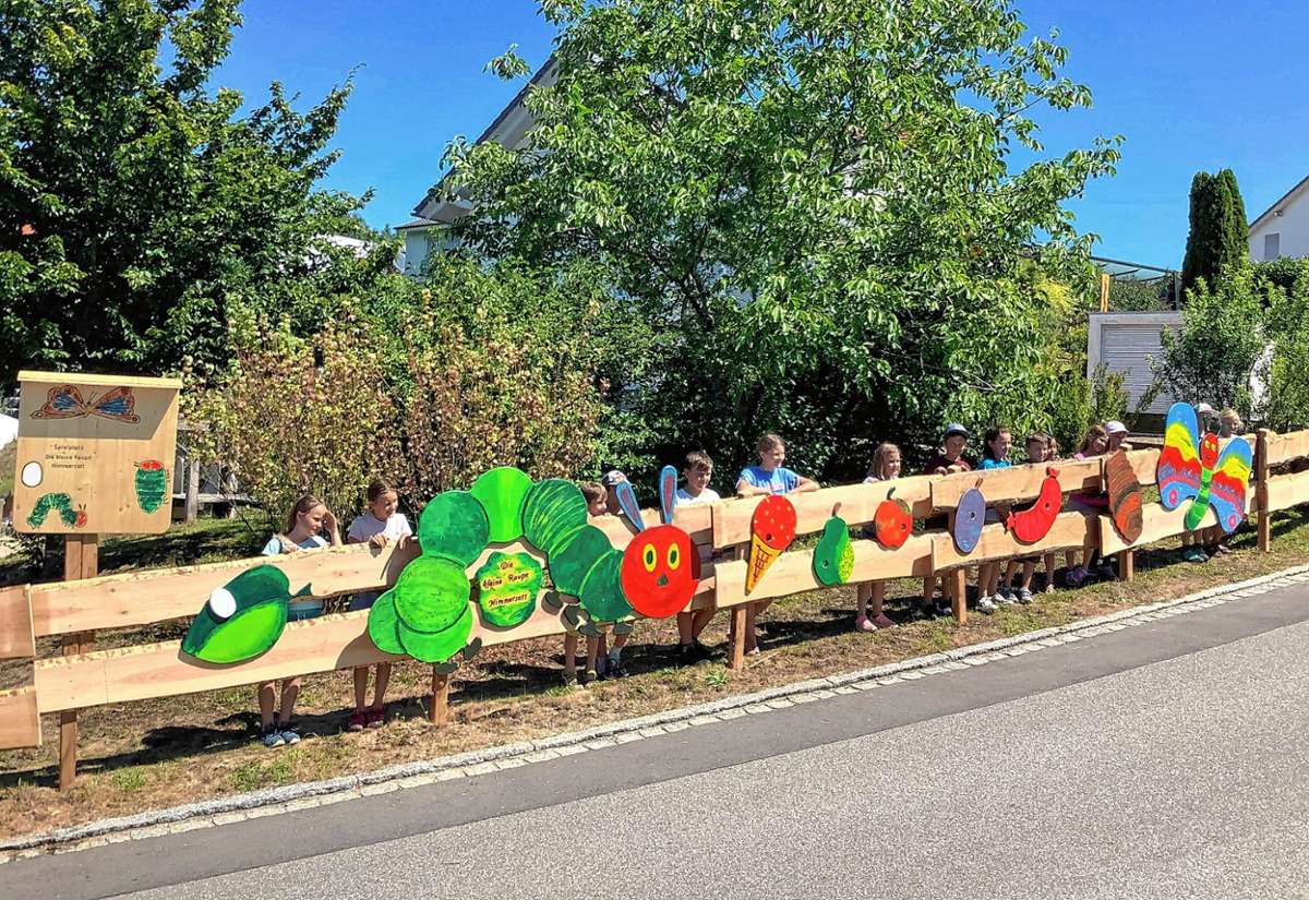 Rheinfelden: „Nimmersatt“ verschönert den Zaun