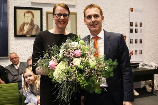 Oberbürgermeister Jörg Lutz mit seiner neuen Bürgermeisterin Monika Neuhöfer-Avdic. Foto: Kristoff Meller Foto: mek