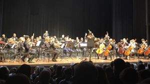 Lörracher Burghof-Konzert: 200 Akteure zeigen den 500 Besuchern eine musikalische Vielfalt auf