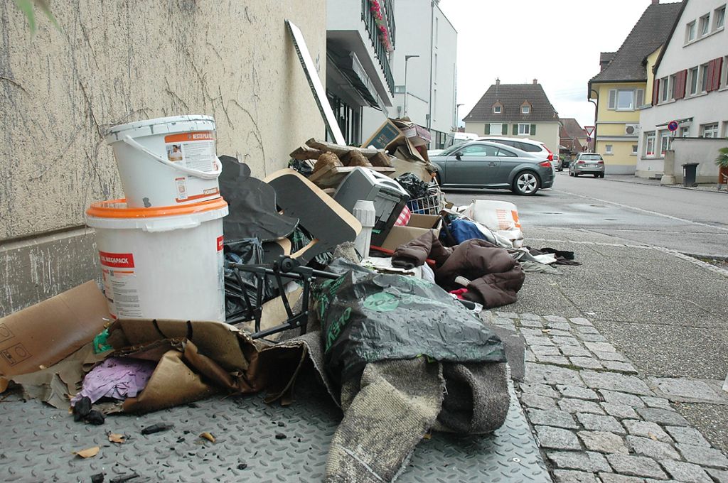 Weil am Rhein: Abfall liegt seit zwei Wochen an der Straße