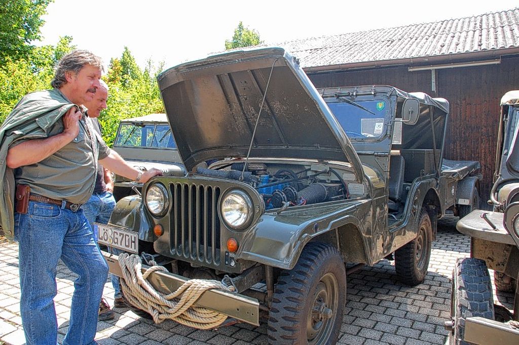 Rheinfelden: Jeeps locken an