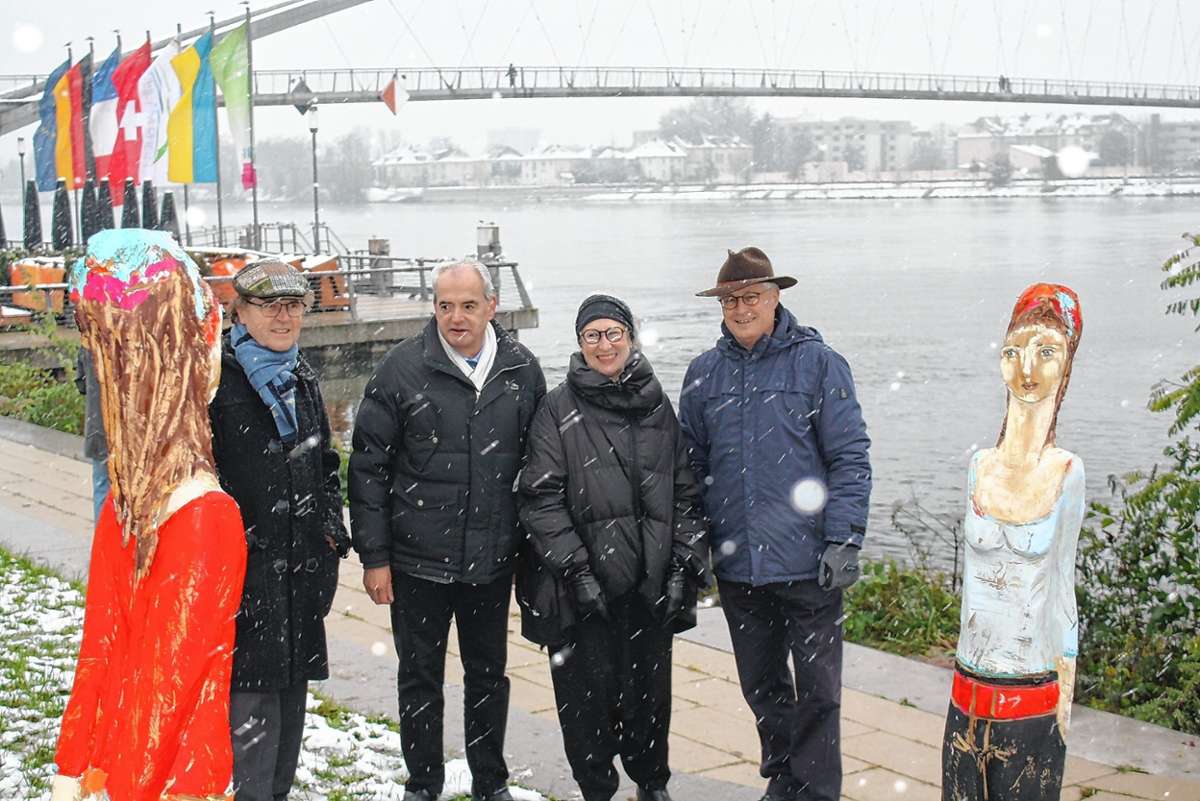 Weil am Rhein: Ein Zeichen der Freundschaft bei Schnee und Eis