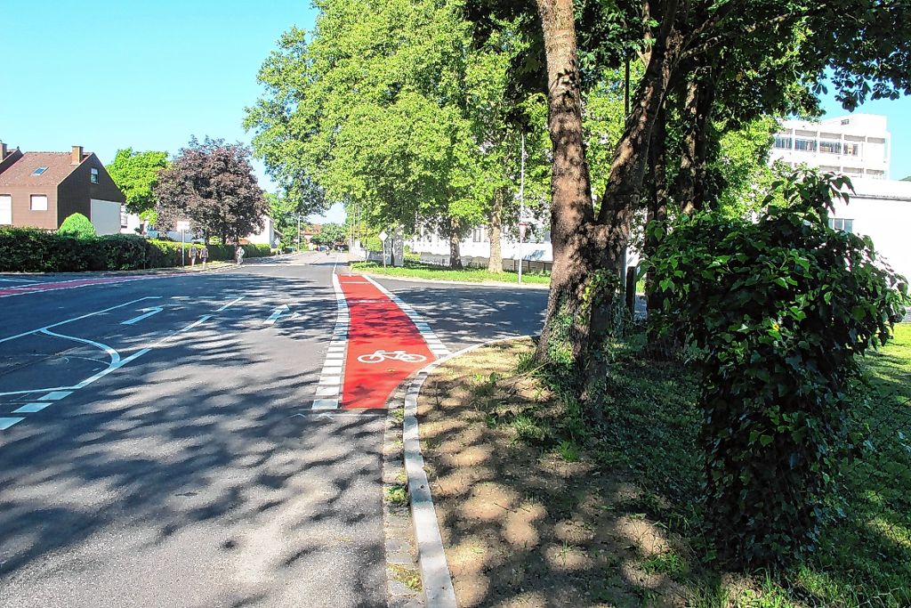 Lörrach: Neue Fahrradschutzstreifen in Brombach