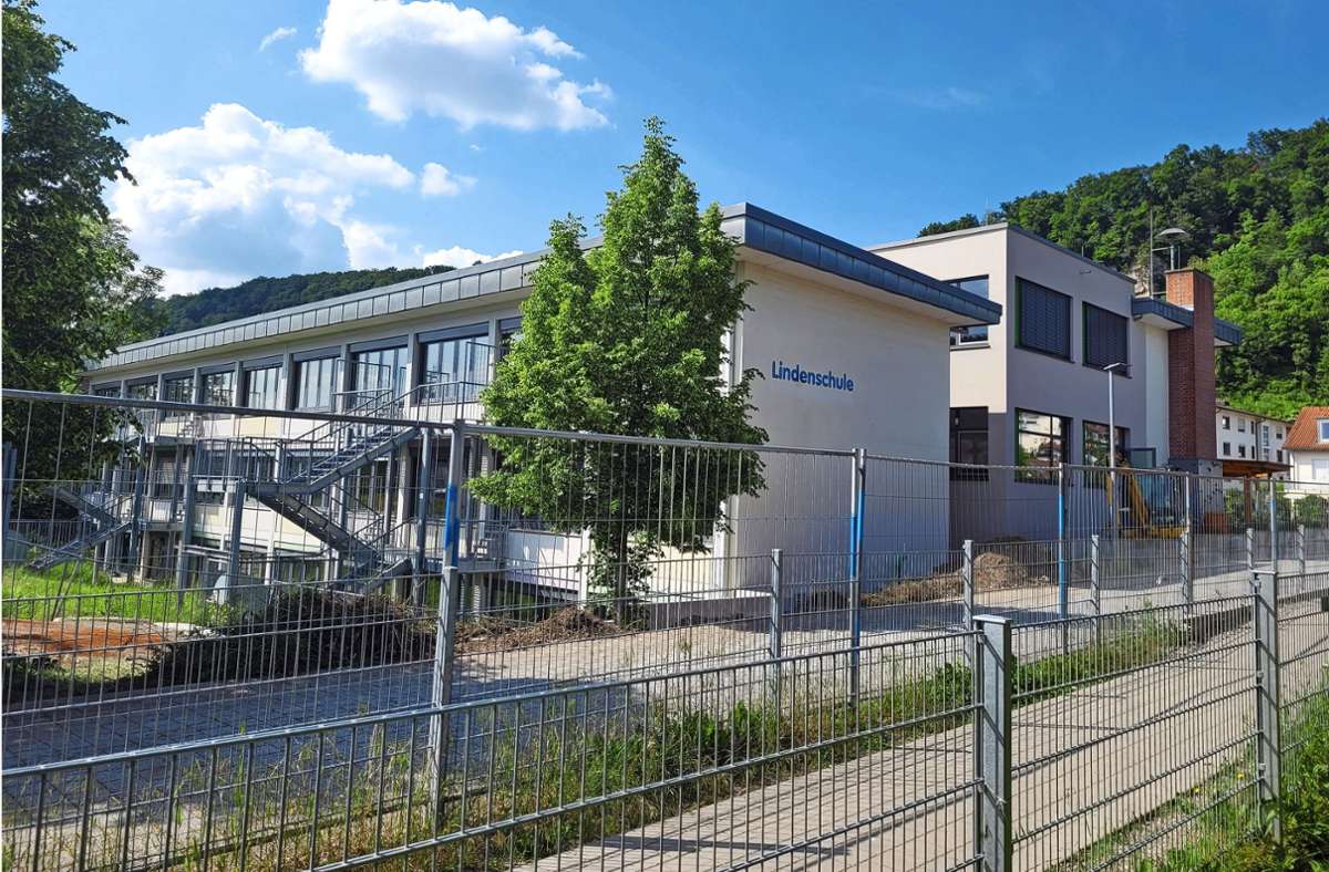 Das Angebot im Bereich  der Schulsozialarbeit in Grenzach-Wyhlen – hier die Lindenschule – bleibt im bisherigen Umfang erhalten. Foto: Rolf Rombach