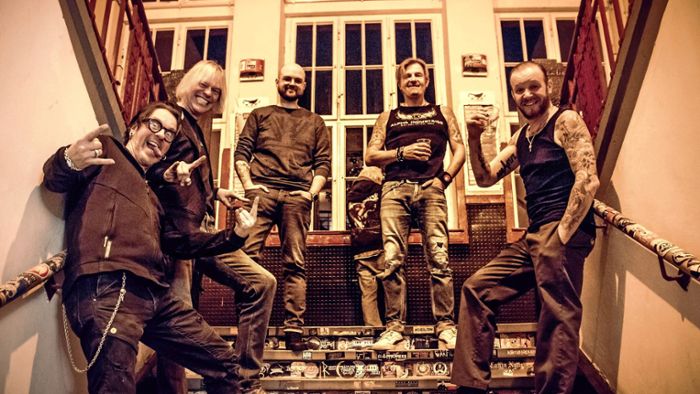„Monsters of Rock“ in Maulburg: Coverbands spielen Hits der großen Rockstars