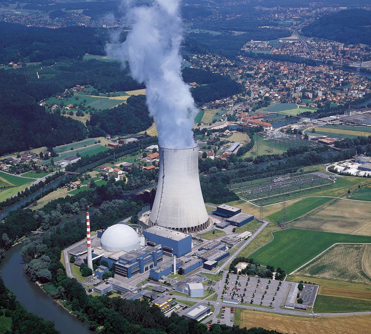 Basel: Reaktor fährt hoch
