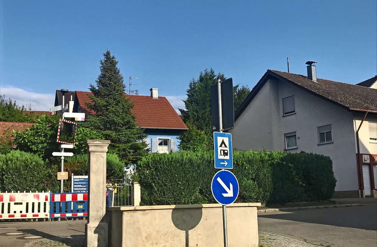 Bad Bellingen: Der Schulbus kommt nicht durch