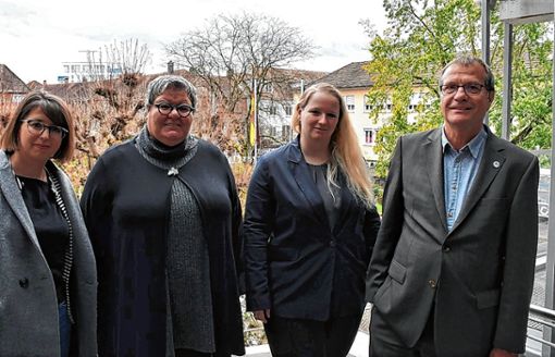 Stellten das neue Konzept vor: (von links) Carolin Eichin, Susanne Maria Kraft, Kristin Schippmann und Oberbürgermeister Klaus Eberhardt. Foto: Heinz Vollmar