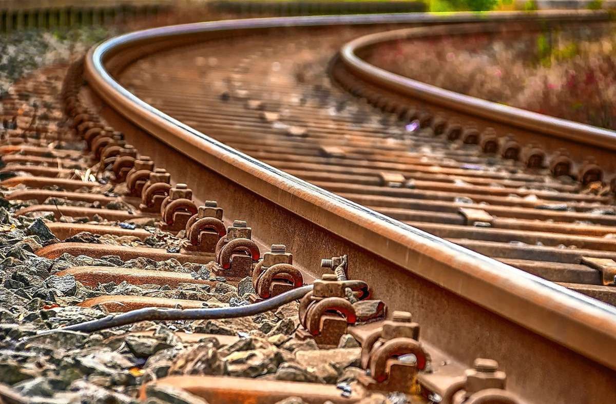 Die Machbarkeitsstudie Kandertalbahn sieht eine Reaktivierung der Kandertalstrecke zwar als technisch möglich an. Die Wirtschaftlichkeit aber sei derzeit nicht gegeben. Foto: Pixabay