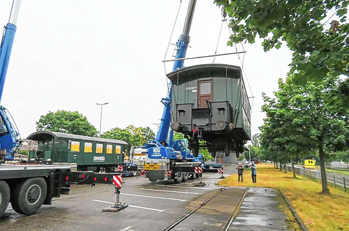 Kandern: Kandertalbahn hat zwei neue Wagen erhalten