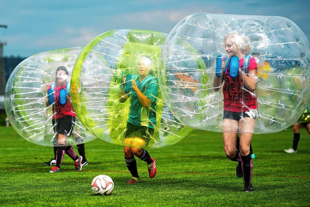 Inzlingen: „Bumper Soccer“ in Inzlingen: Am Samstag beginnt das große Herumkugeln