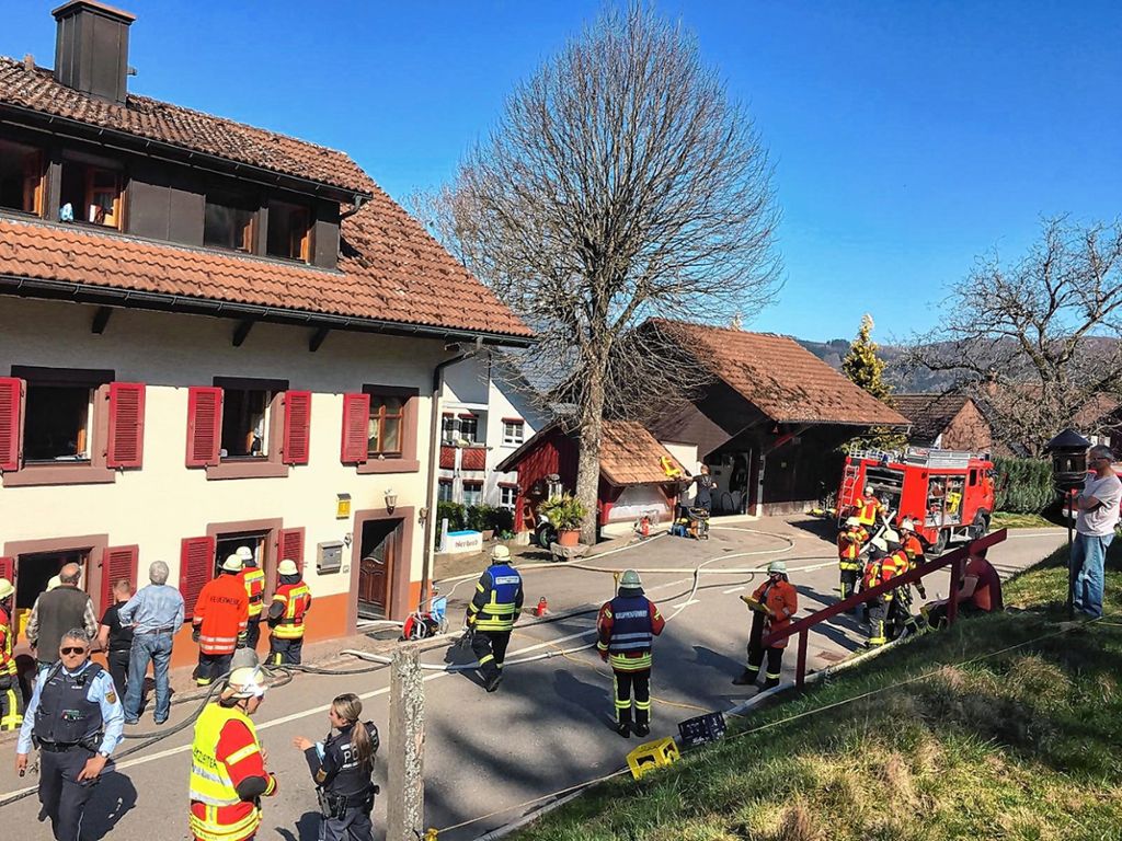 Kleines Wiesental: Freiwillige Feuerwehr hatBrand rasch im Griff