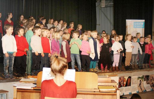 Eine schöne Tradition: das Winterkonzert des Kinderchors Lörrach. Foto: Ines Bode