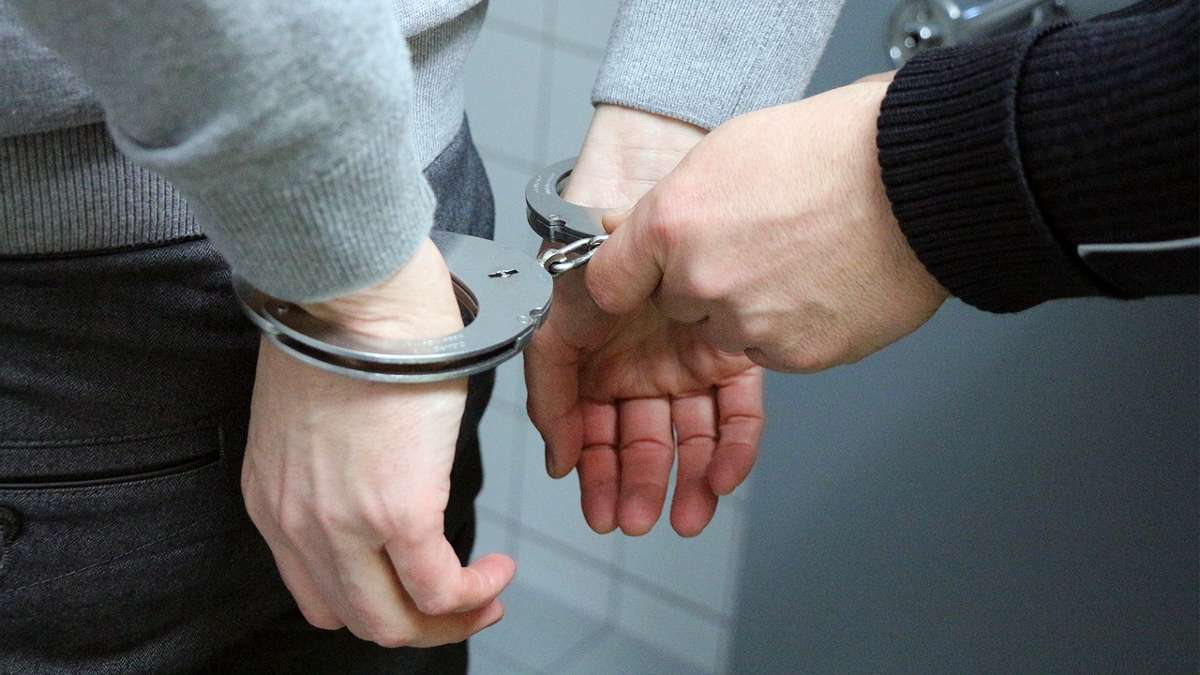 Kreis Lörrach : Gesuchter bei Ausreise festgenommen