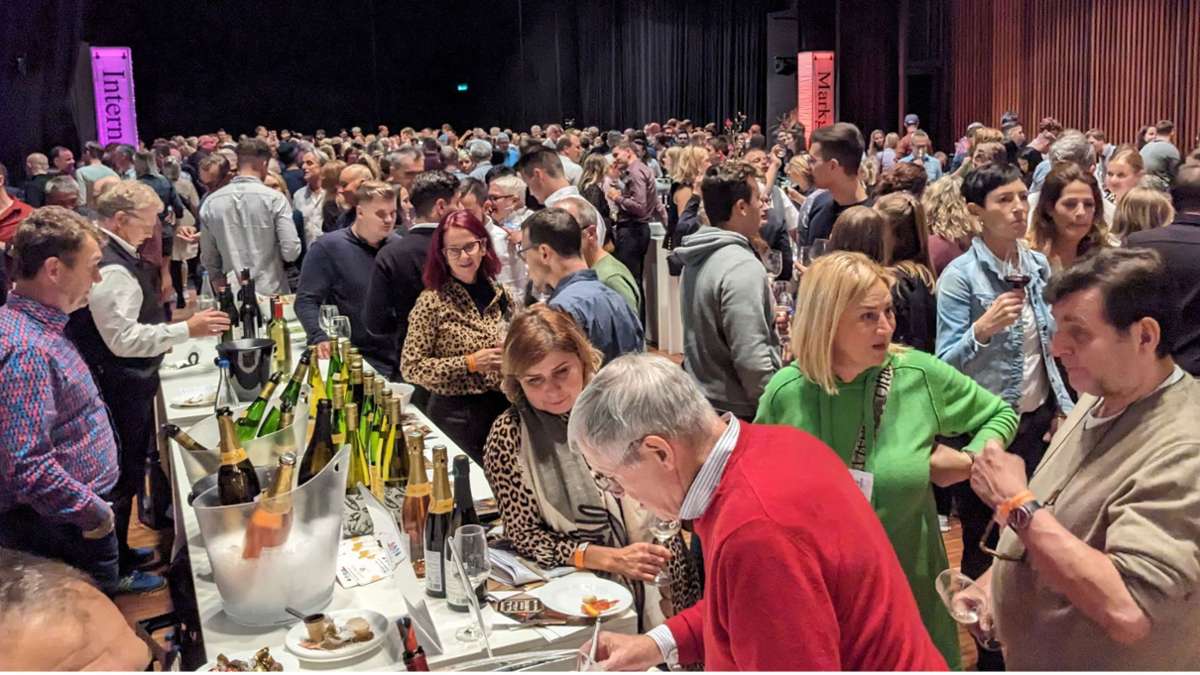 Weinmesse im Burghof: 900 Weinsorten: Mehr 3000 Besucher haben die Auswahl