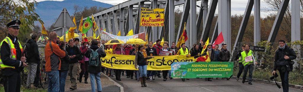 Neuenburg: Lautstarker Protest gegen „Flickwerk“