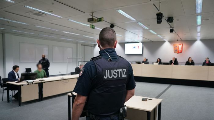 Kriminalität: Tödliche Messerattacke bei Brokstedt - Lebenslange Haft