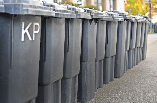 Die Abfallgebühren im Landkreis Lörrach steigen um 25 Prozent. Die Verwaltung schlug ursprünglich eine Steigerung um 30 Prozent vor. Foto: Michael Werndorff