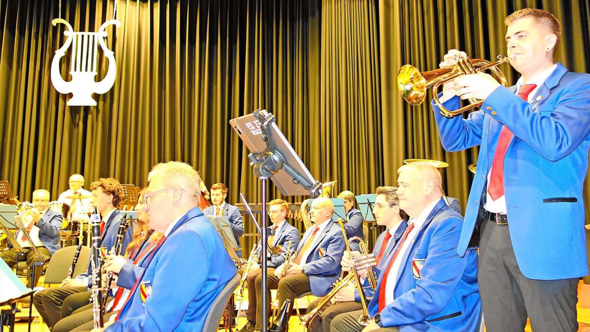 Triple-Konzert in Schopfheimer Stadthalle: 150 Musiker begeistern über Stunden