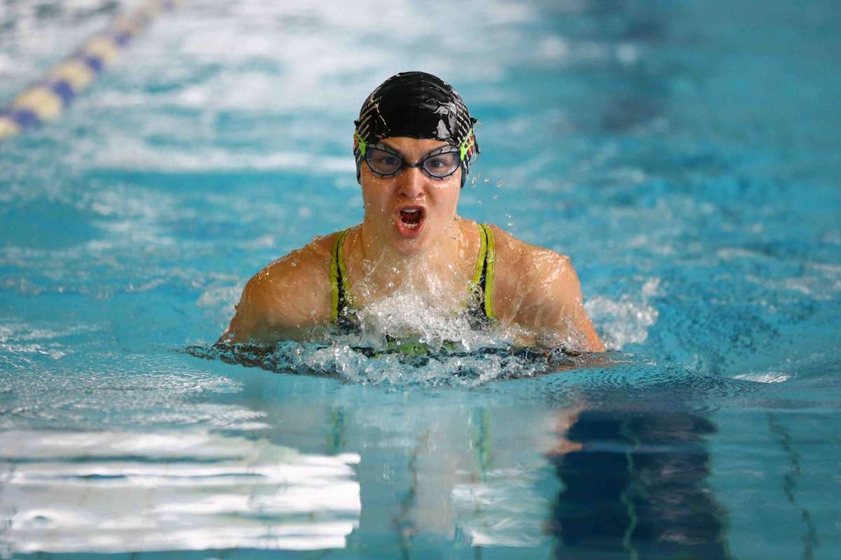 Carolin Kasa glänzt im Pokalschwimmen. Foto: Michael Hundt