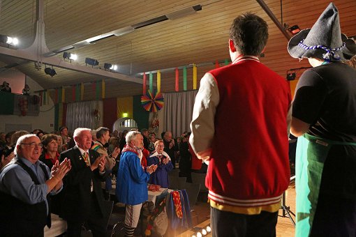 Impressionen von der Premiere des Lörracher Zunftabends in der Alten Halle in Haagen. Foto: Kristoff Meller Foto: mek