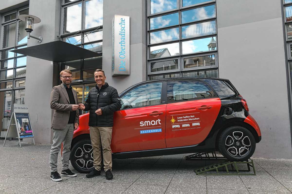 Kreis Lörrach: Autohaus Kestenholz stiftet neuwertigen Smart forfour als Hauptpreis
