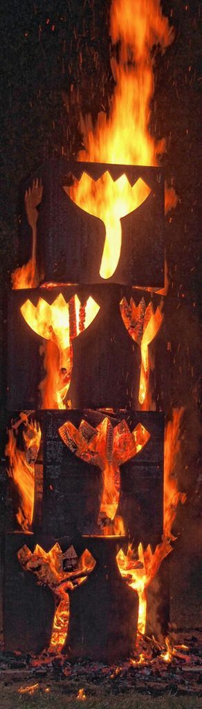 Lörrach: Die Feuertulpen brennen