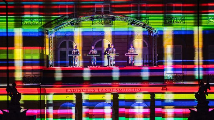 Musik: Kraftwerk gibt Konzert vor der Dresdner Semperoper