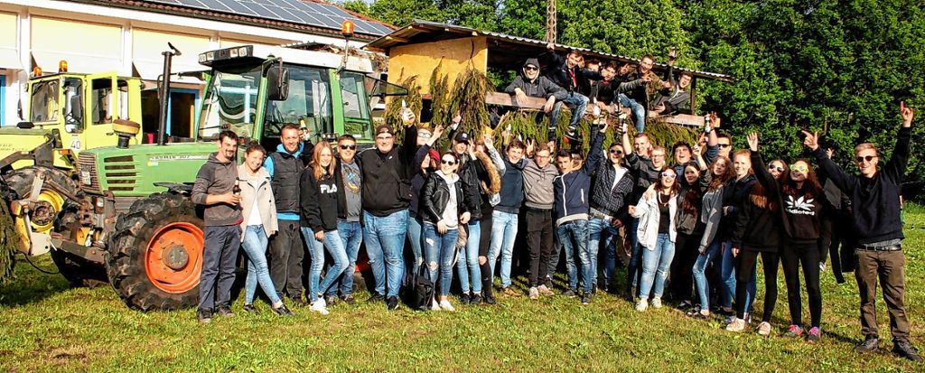 Schliengen: Jugend im Eggenertal pflegt einen alten Brauch