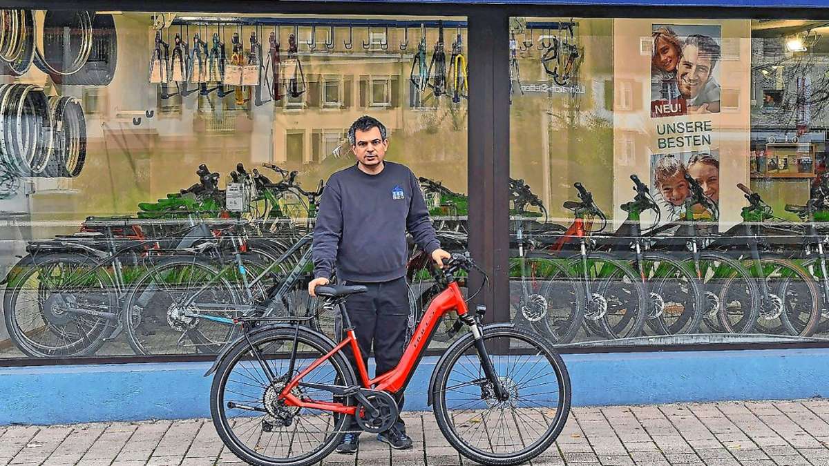 Lörracher Handel: Radsport Andreas Bieg verkleinert Ladengeschäft – Kritik an Tempo 30 auf Basler Straße