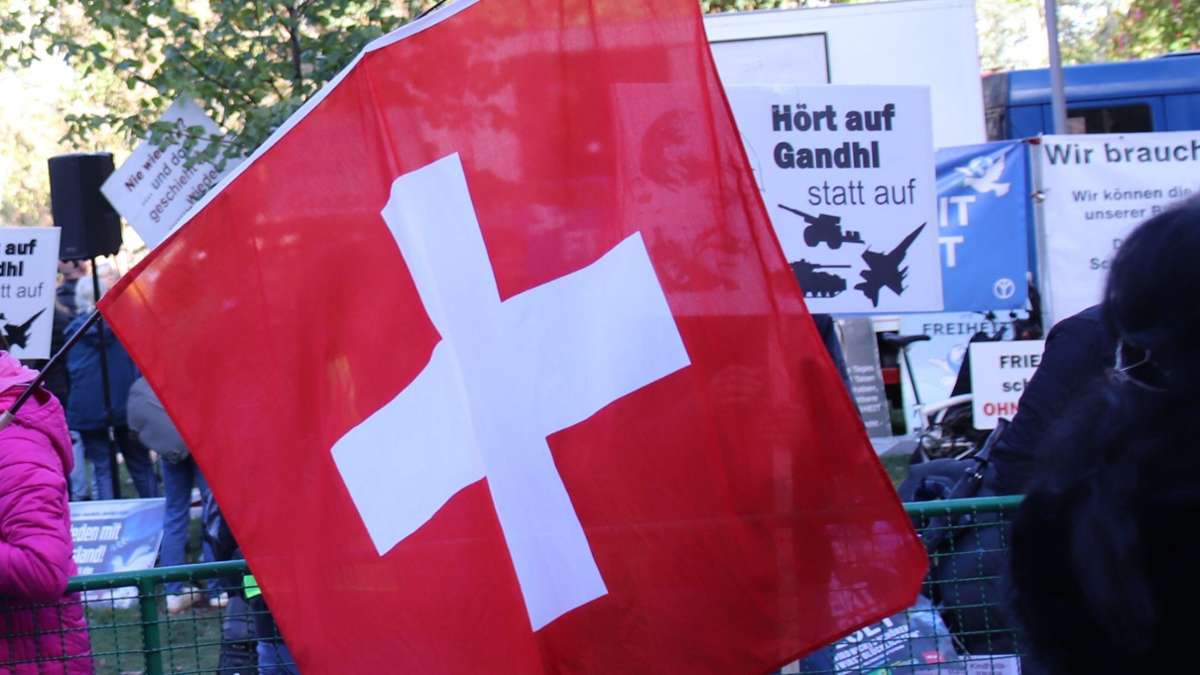 Weil am Rhein: Demonstration  mit wenig Zulauf