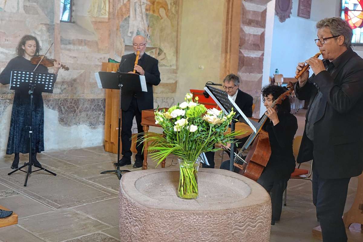 Das Barockensemble Willa Musica spielt auf historischen Instrumenten und in verschiedenen Zusammensetzungen Foto: Jürgen Scharf