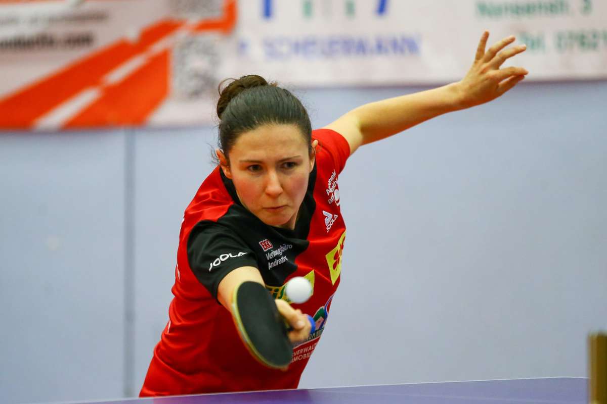 Tischtennis: Ievgeniia Sozoniuk will mit ihrer Tochter aus der Ukraine flüchten