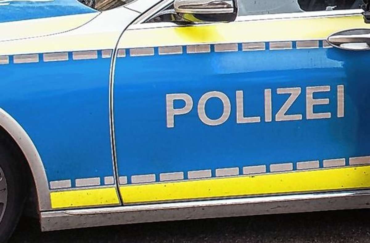 Lörrach: Autofahrer flüchtet nach Unfall