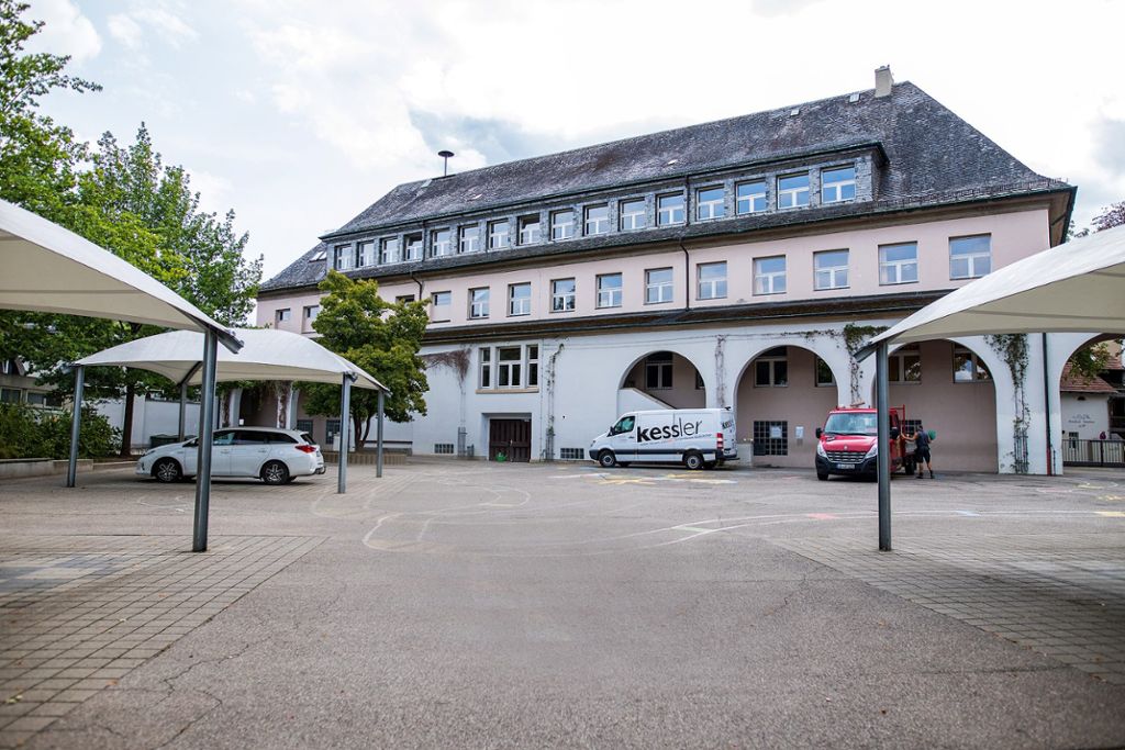 Lörrach: Fridolinschule stellt vorerst Betrieb ein