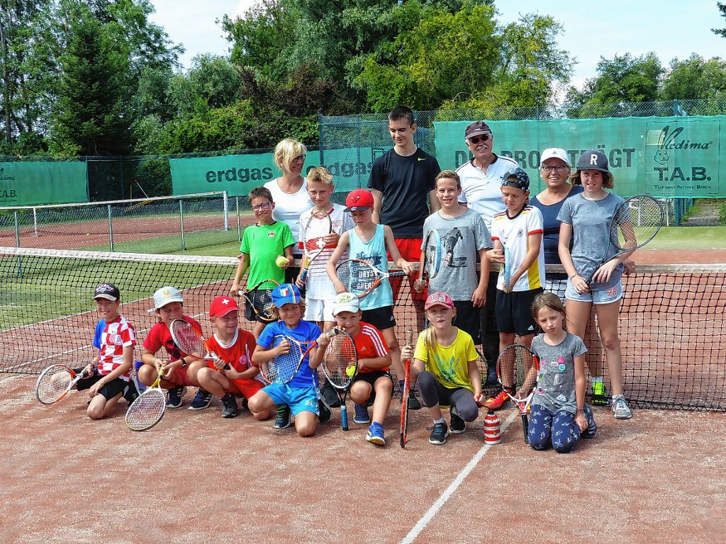 Rümmingen: Ferienspaß auf dem Tennisplatz in Rümmingen