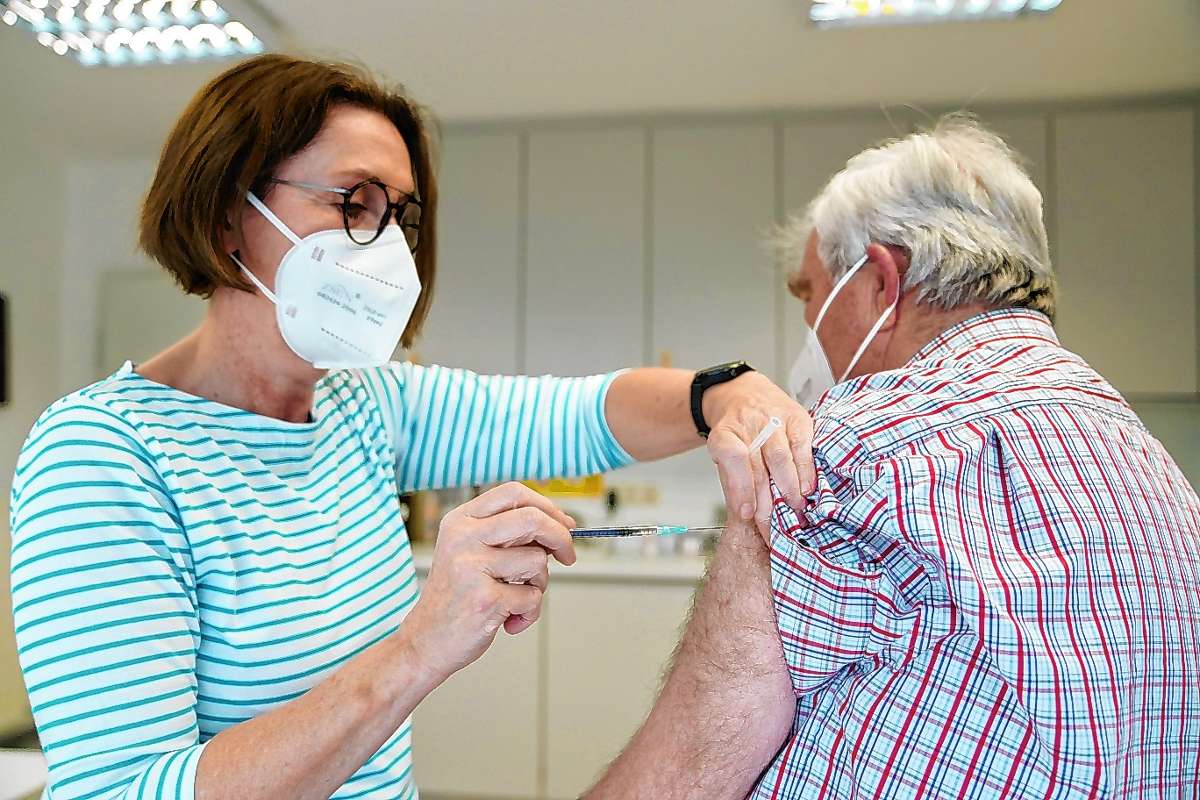 Die Impfaktion findet in der Schlossberghalle statt.Symbolfoto: Nicolas Armer Quelle: Unbekannt