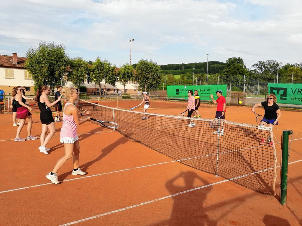 Schopfheim: Für fünf Euro Tennis für alle