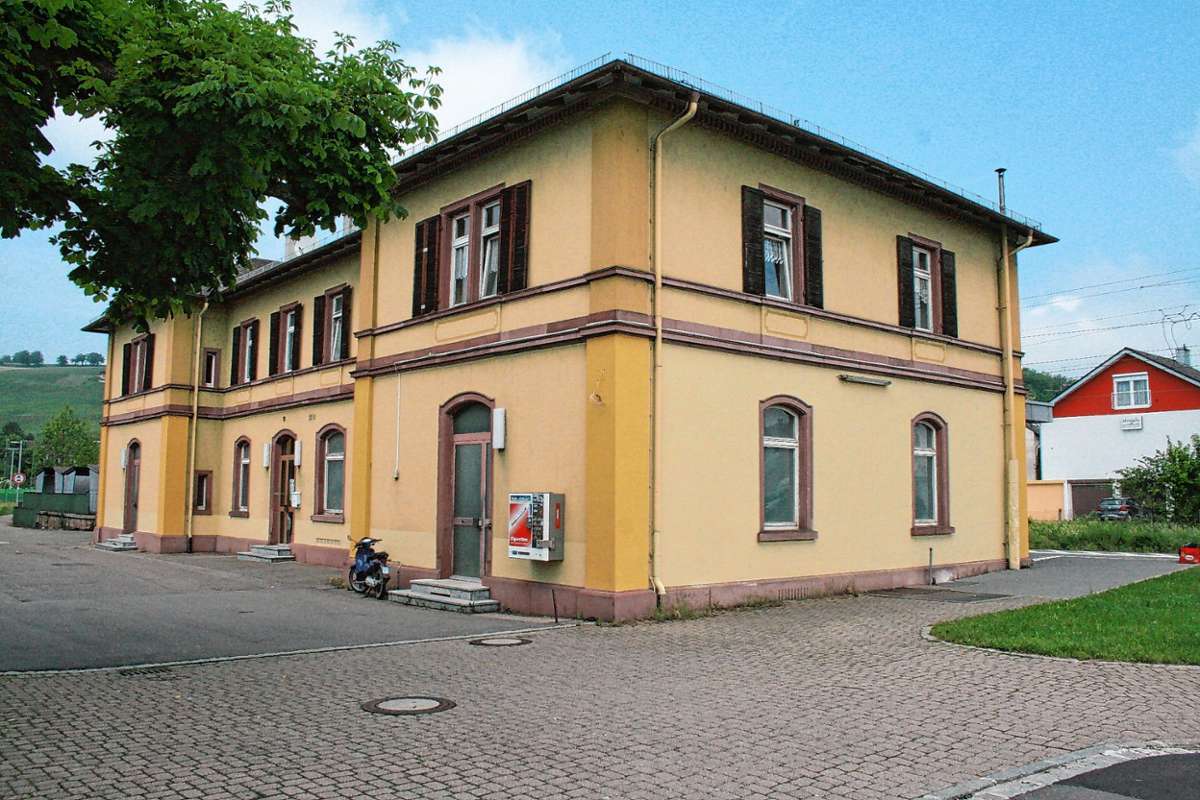 Efringen-Kirchen: Bahnhof steht zum Verkauf