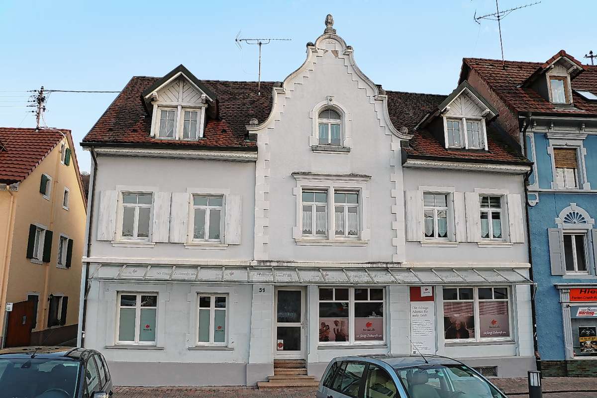 Das Wohn- und Geschäftshaus an der Hammersteiner Straße war von 1986 bis 2000 das Domizil von Seiter Immobilien.