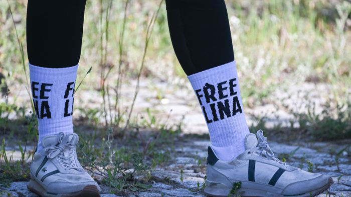 Prozess in Dresden: Lina E. kommt vorerst frei