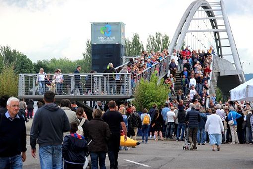 Impressionen vom gemeinsamen Brückenfest der Städte Weil am Rhein und Hüningen Foto: sif