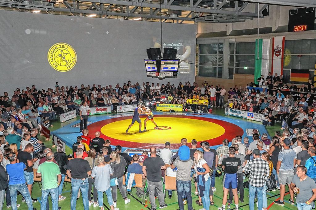 Zell im Wiesental: 350 Zuschauer feuern die RG Hausen-Zell in der Bundesliga an