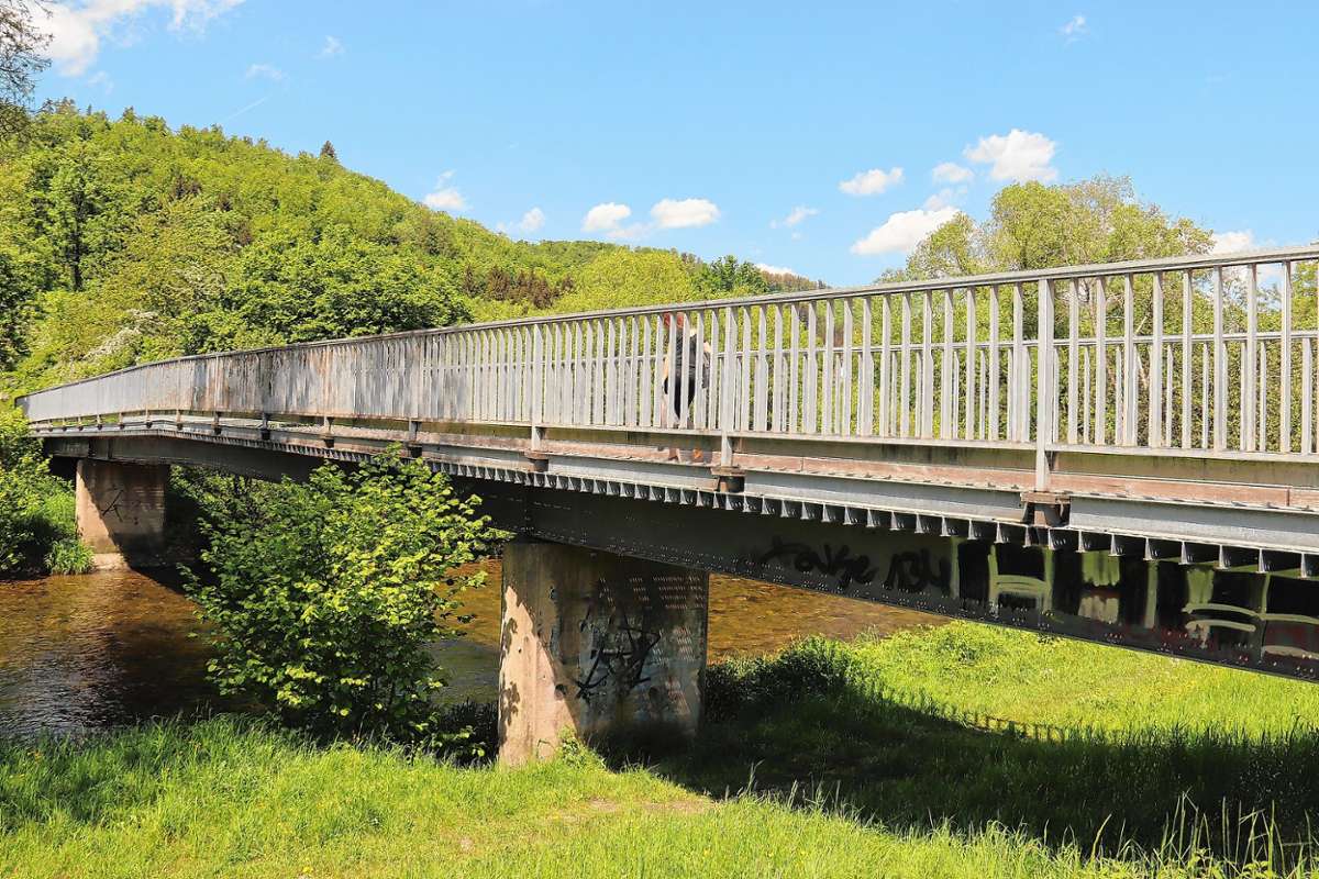 Die Tage der maroden Brücke in Ehner-Fahrnau sind gezählt. Der Gemeinderat stimmte einem Neubau zu.